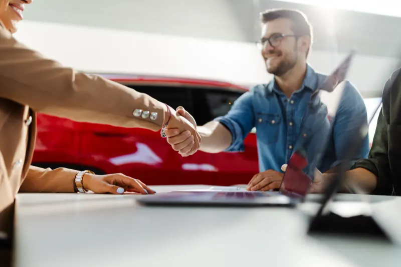 Cómo financiar un coche: dudas frecuentes antes de firmar