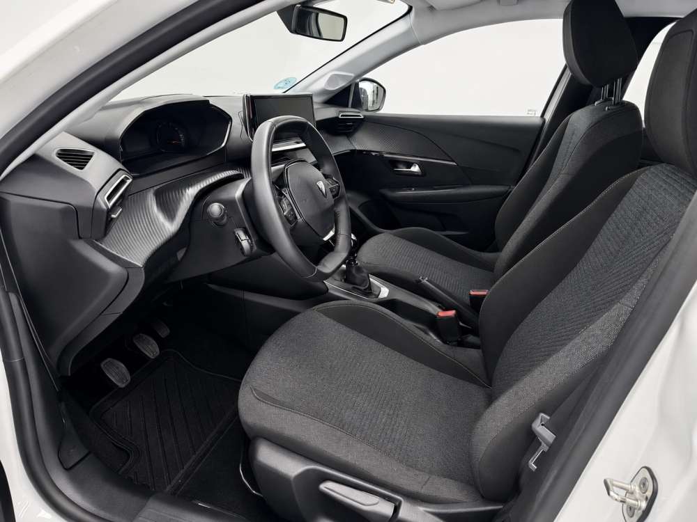 PEUGEOT 