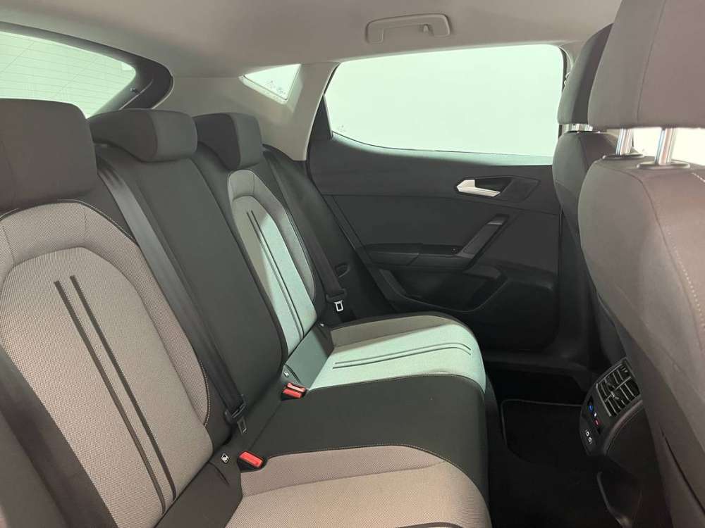 SEAT 