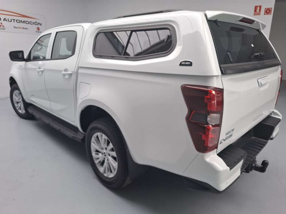 ISUZU 