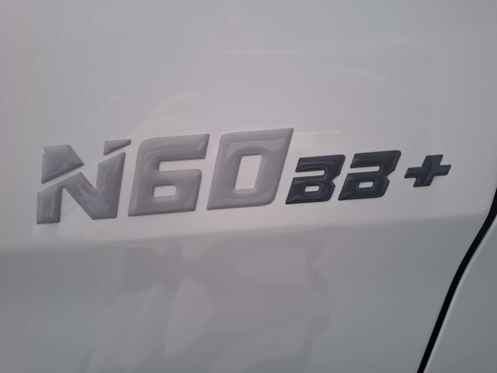 ISUZU 