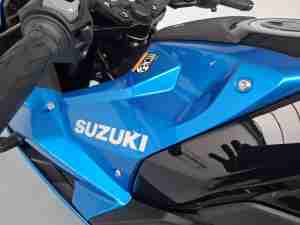 SUZUKI 