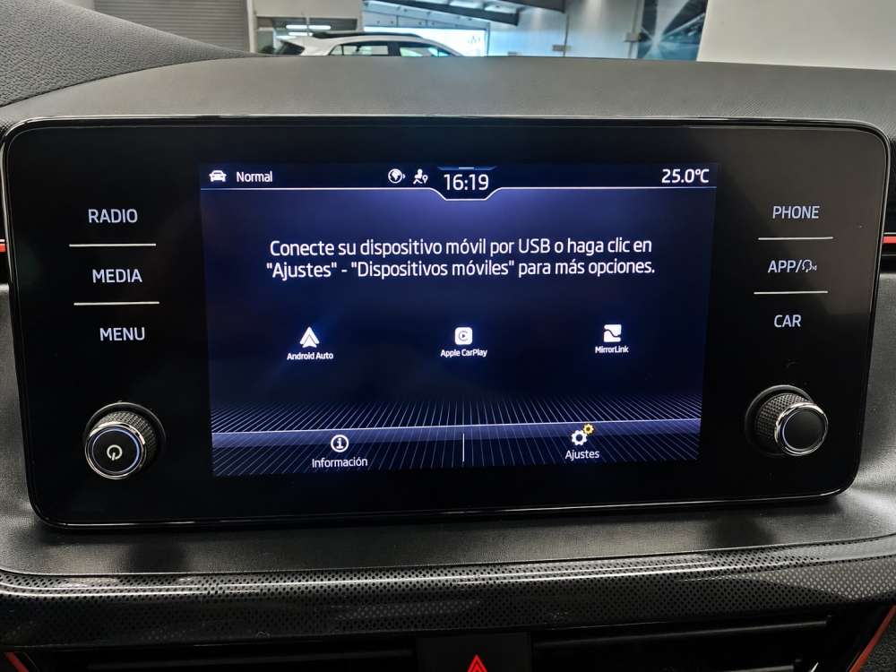 SKODA 