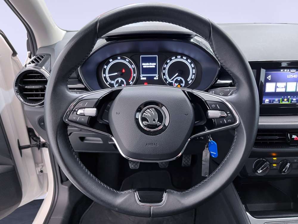 SKODA 