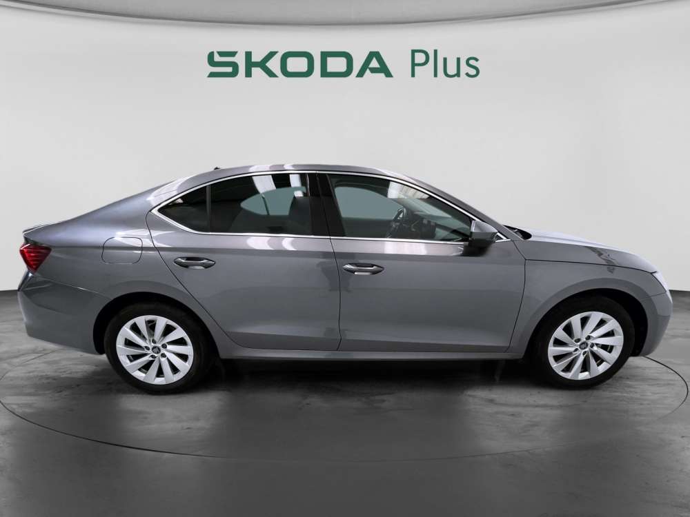 SKODA 