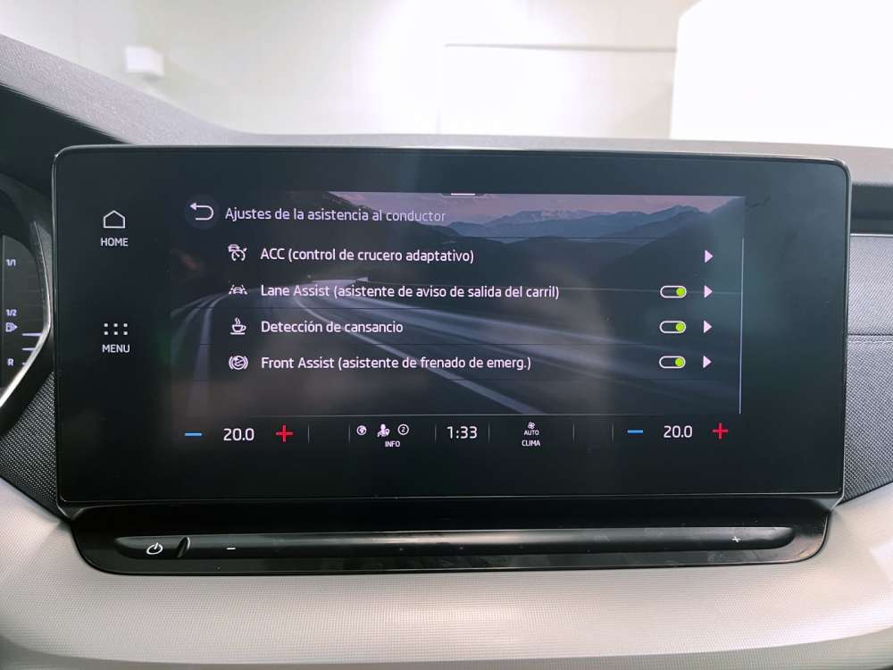 SKODA 