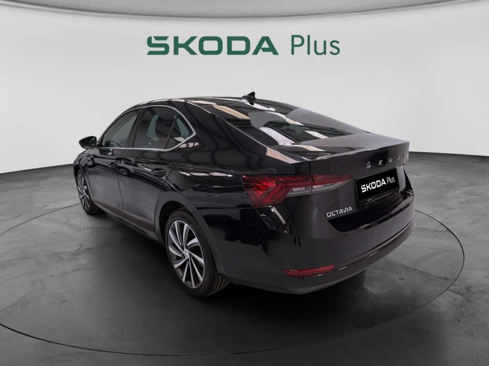 SKODA 