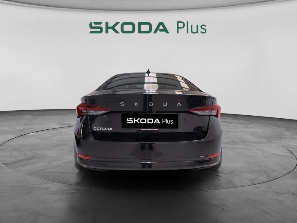 SKODA 