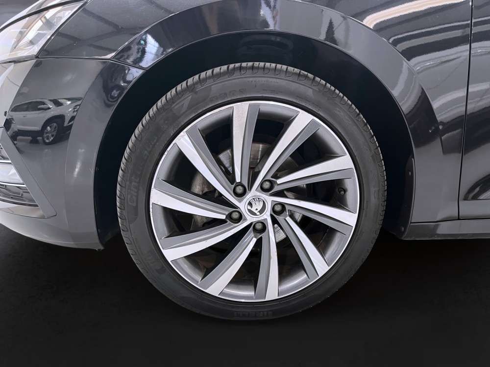 SKODA 