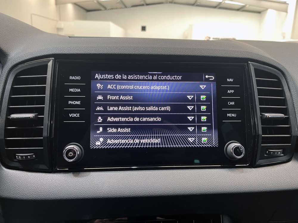 SKODA 