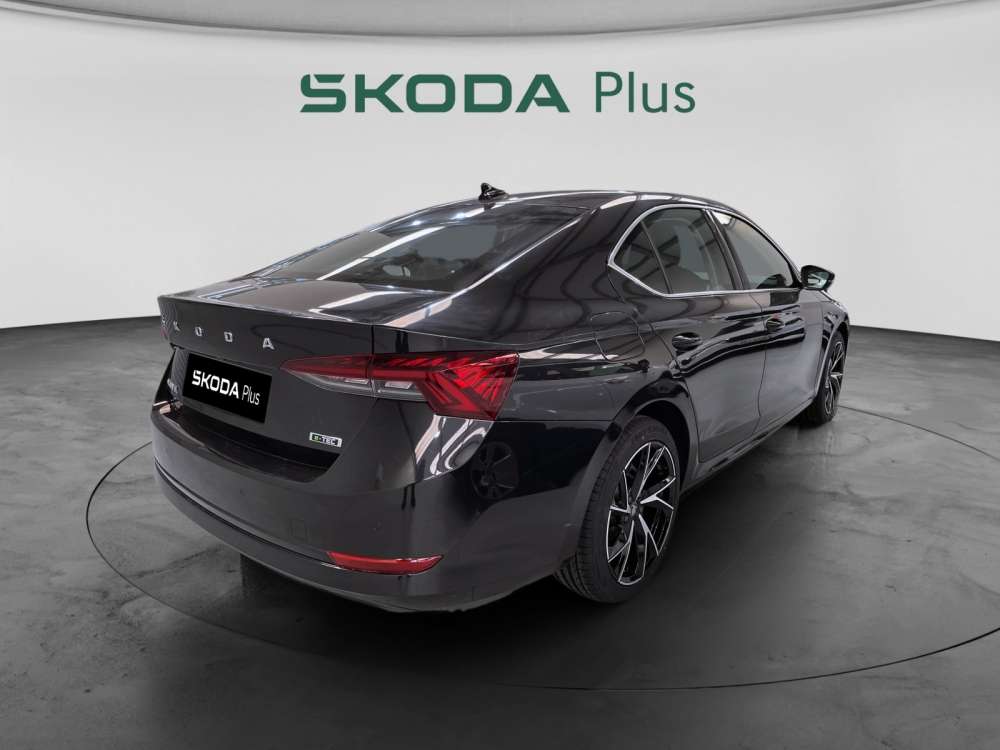 SKODA 