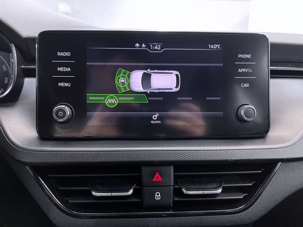 SKODA 