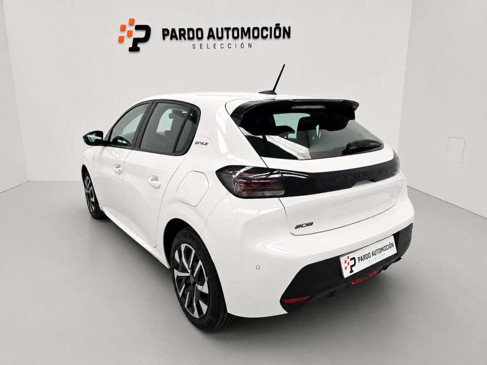PEUGEOT 