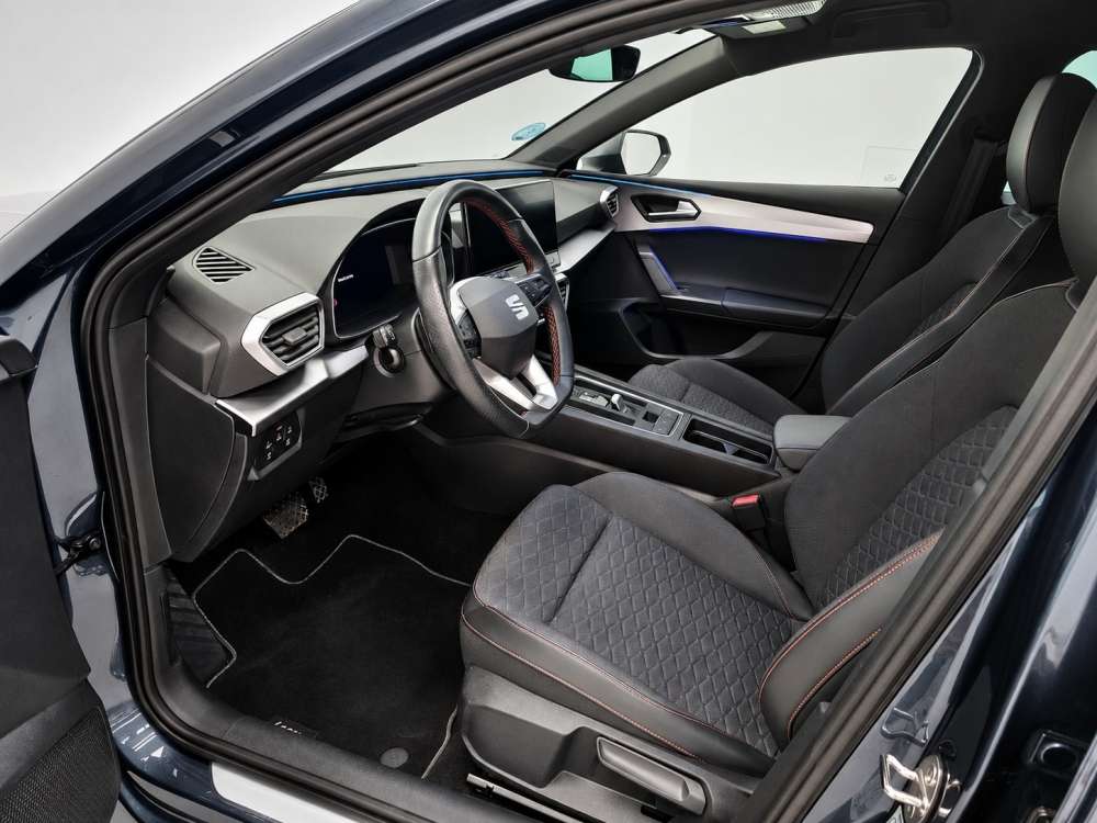 SEAT 