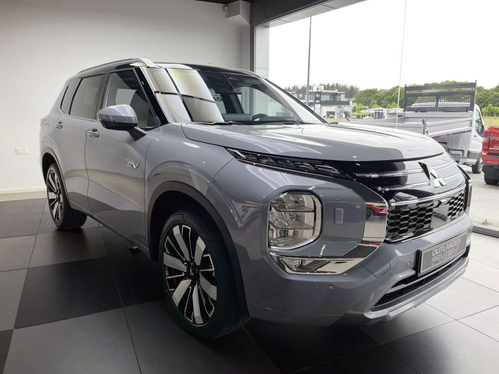 MITSUBISHI 