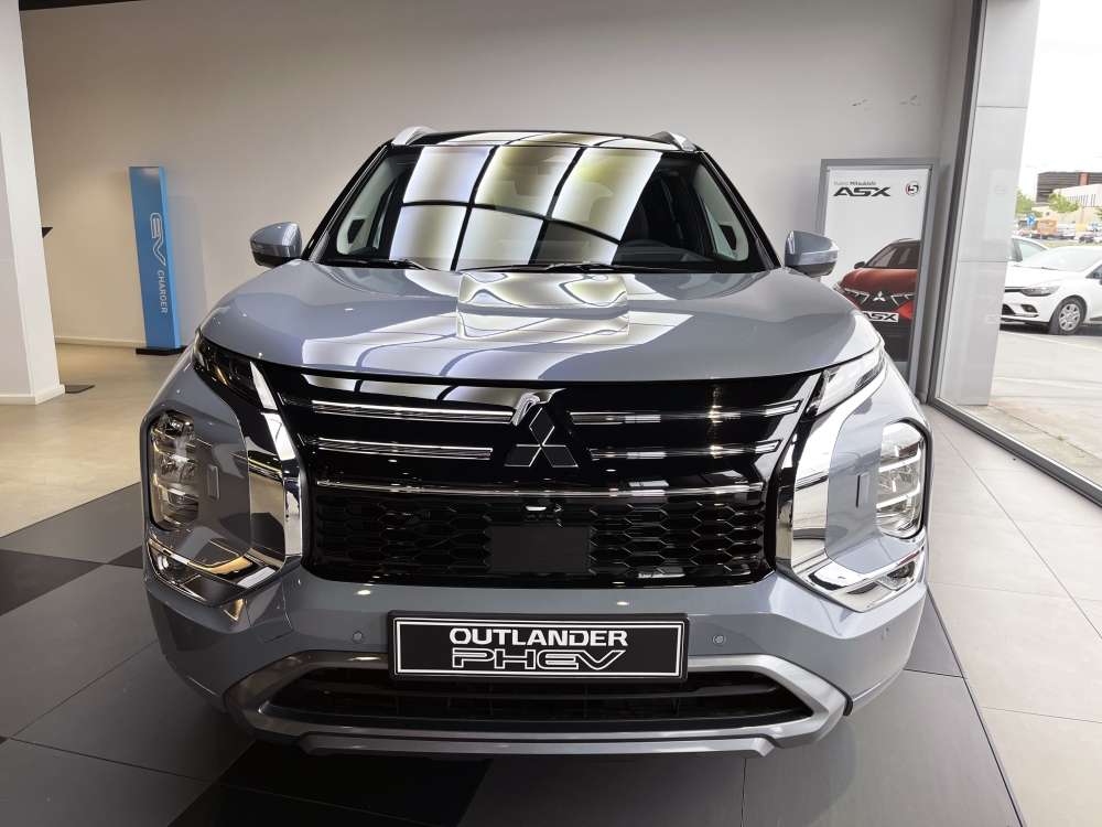 MITSUBISHI 