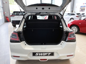 SUZUKI 