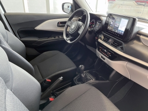 SUZUKI 