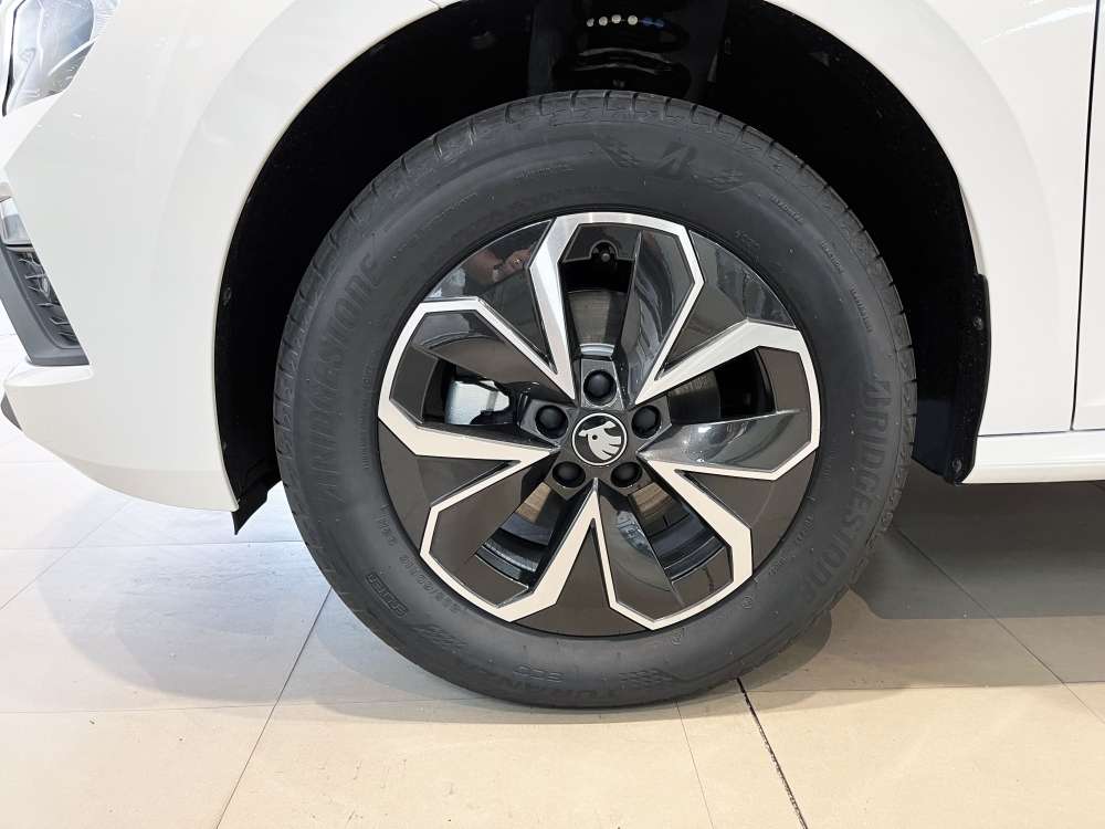 SKODA 