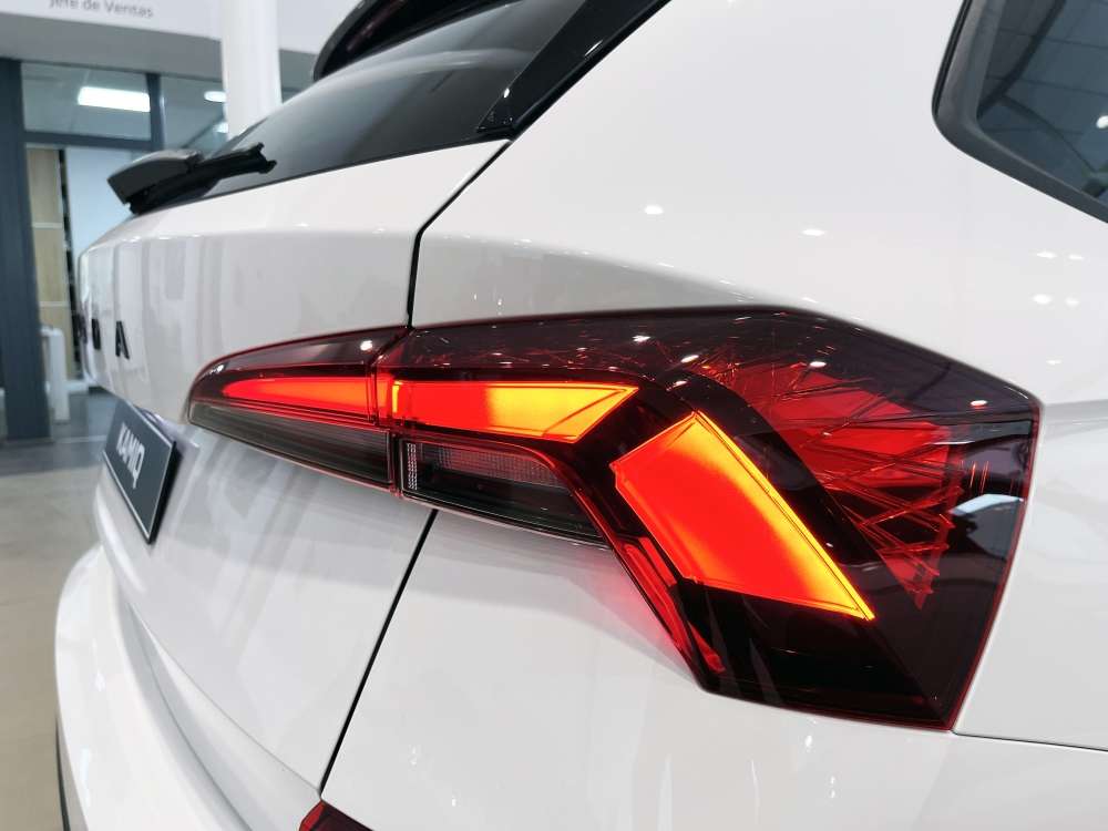 SKODA 