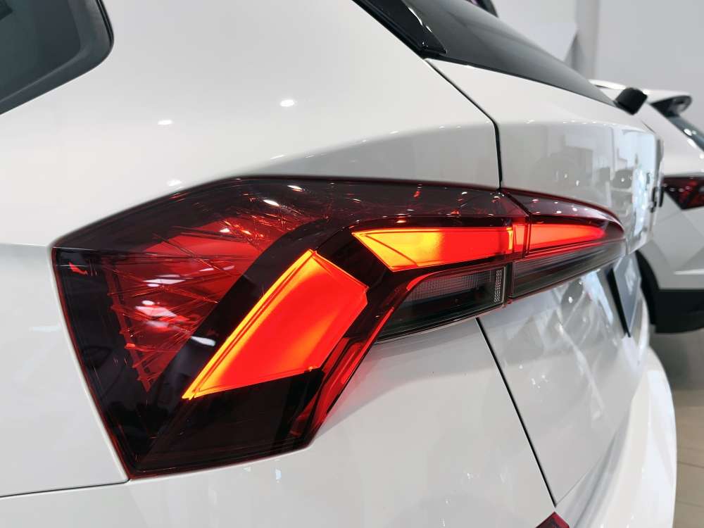 SKODA 
