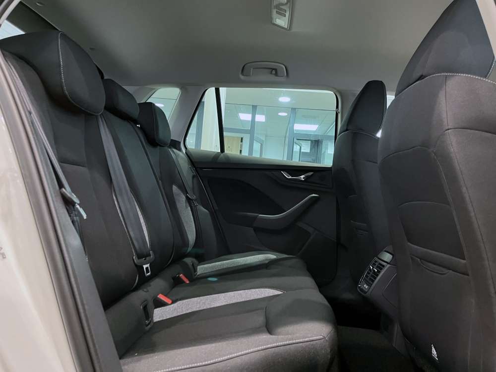 SKODA 
