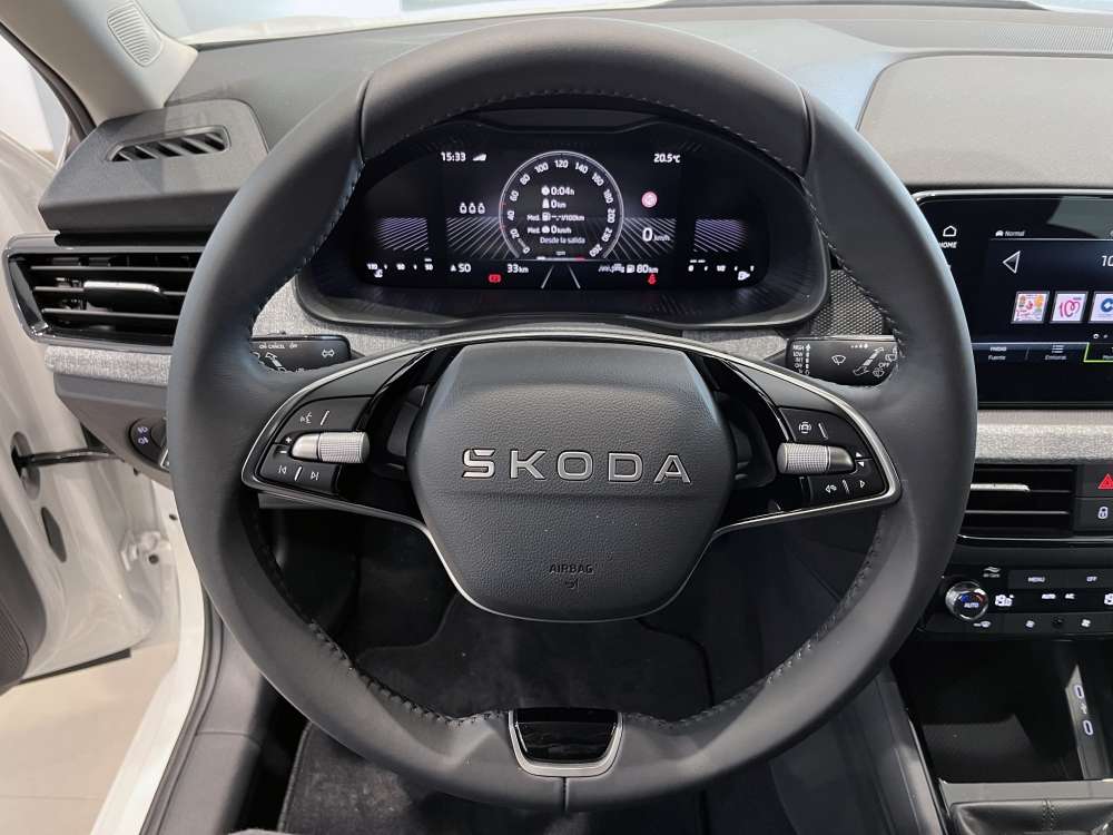 SKODA 
