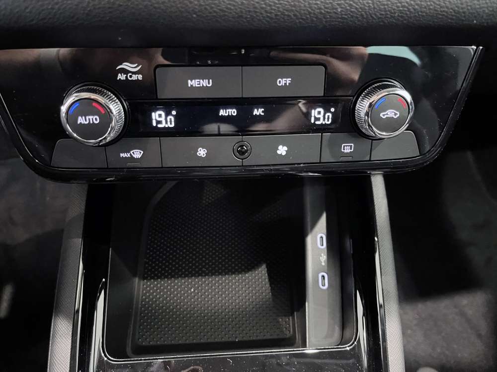 SKODA 