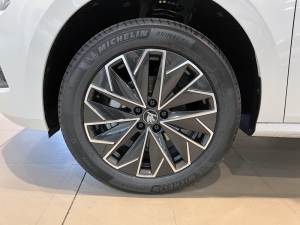 SKODA 