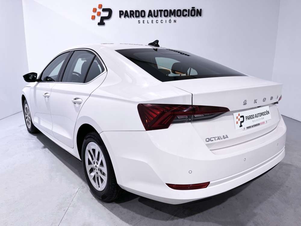 SKODA 
