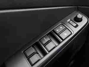 ISUZU 