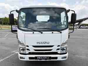 ISUZU 