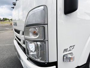 ISUZU 