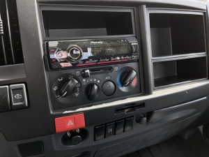 ISUZU 