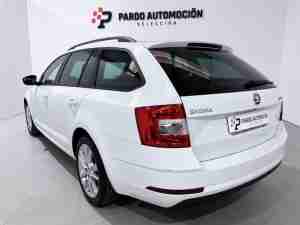 SKODA 