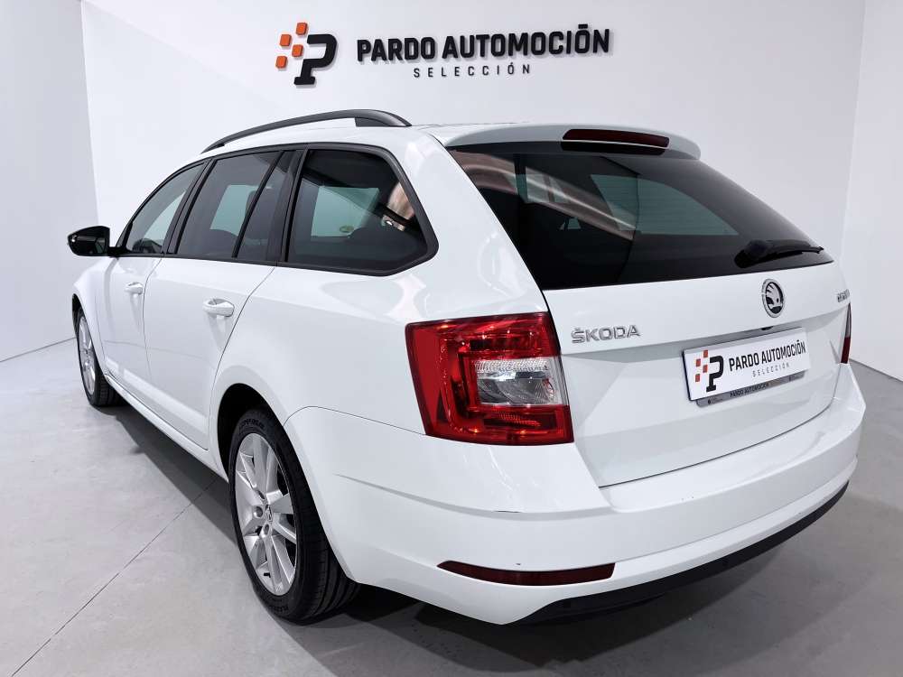 SKODA 