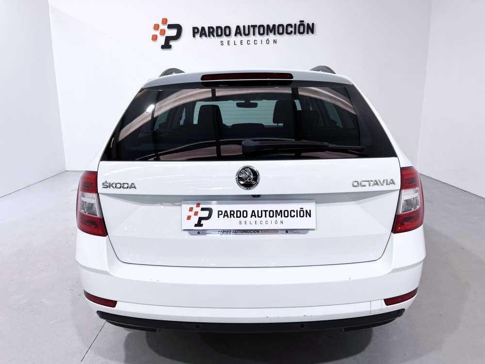 SKODA 
