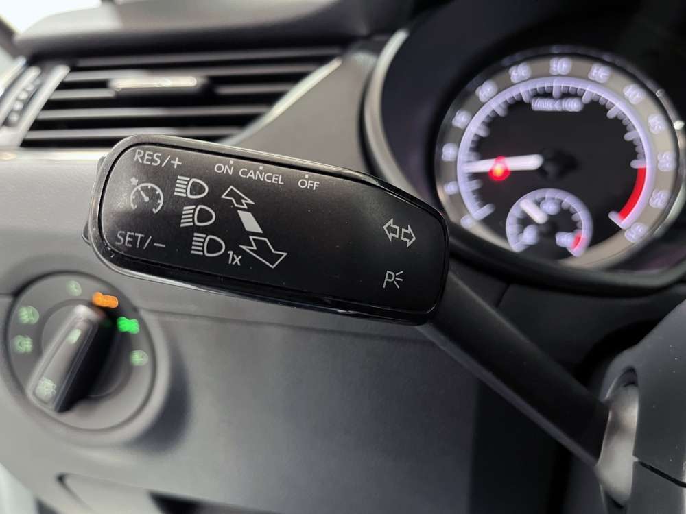 SKODA 
