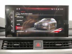 AUDI 