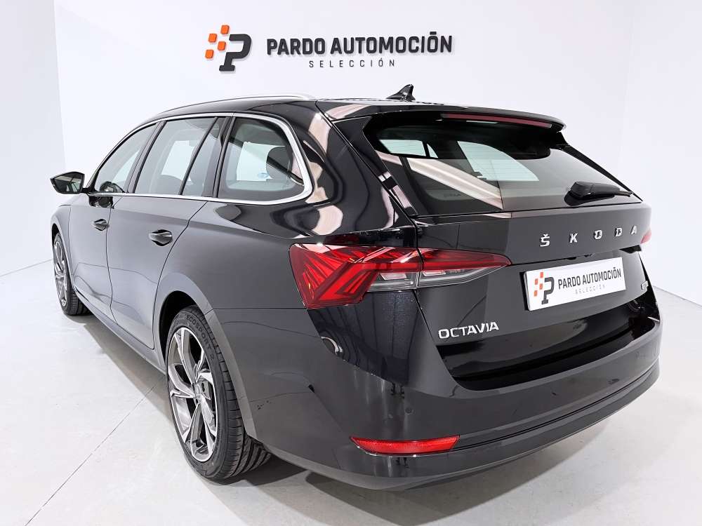 SKODA 