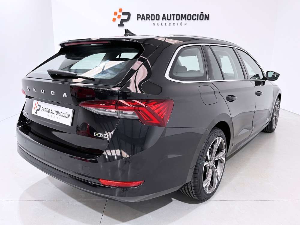 SKODA 