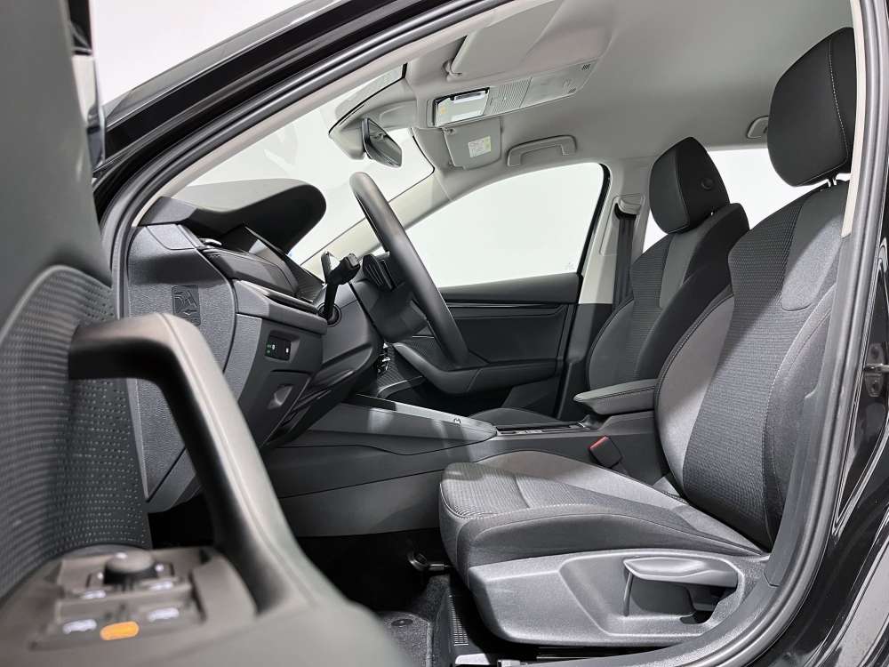 SKODA 