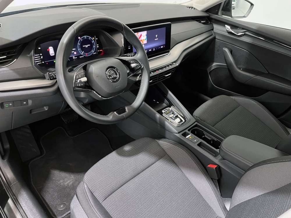 SKODA 