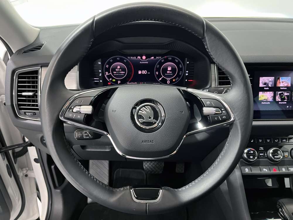 SKODA 