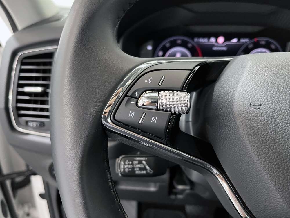 SKODA 