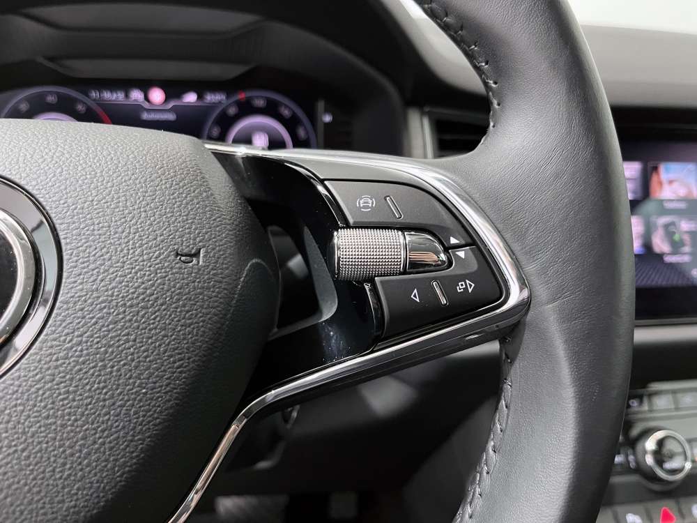 SKODA 