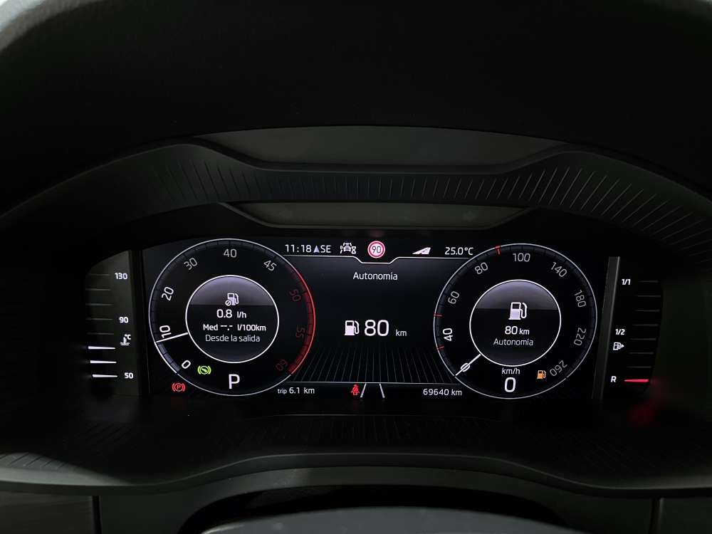 SKODA 