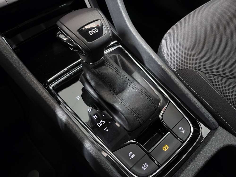SKODA 