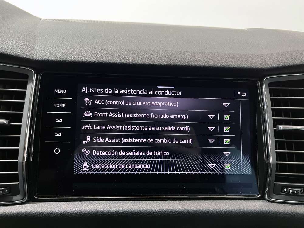 SKODA 