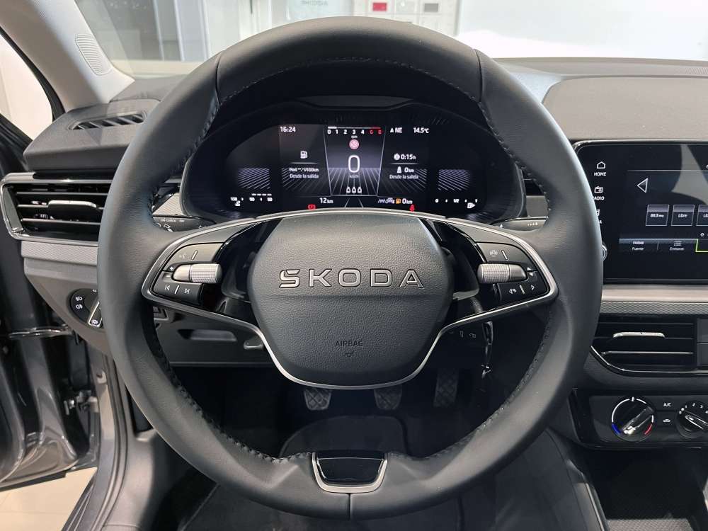 SKODA 
